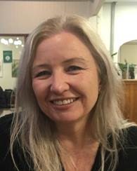 Ms Amanda Jones